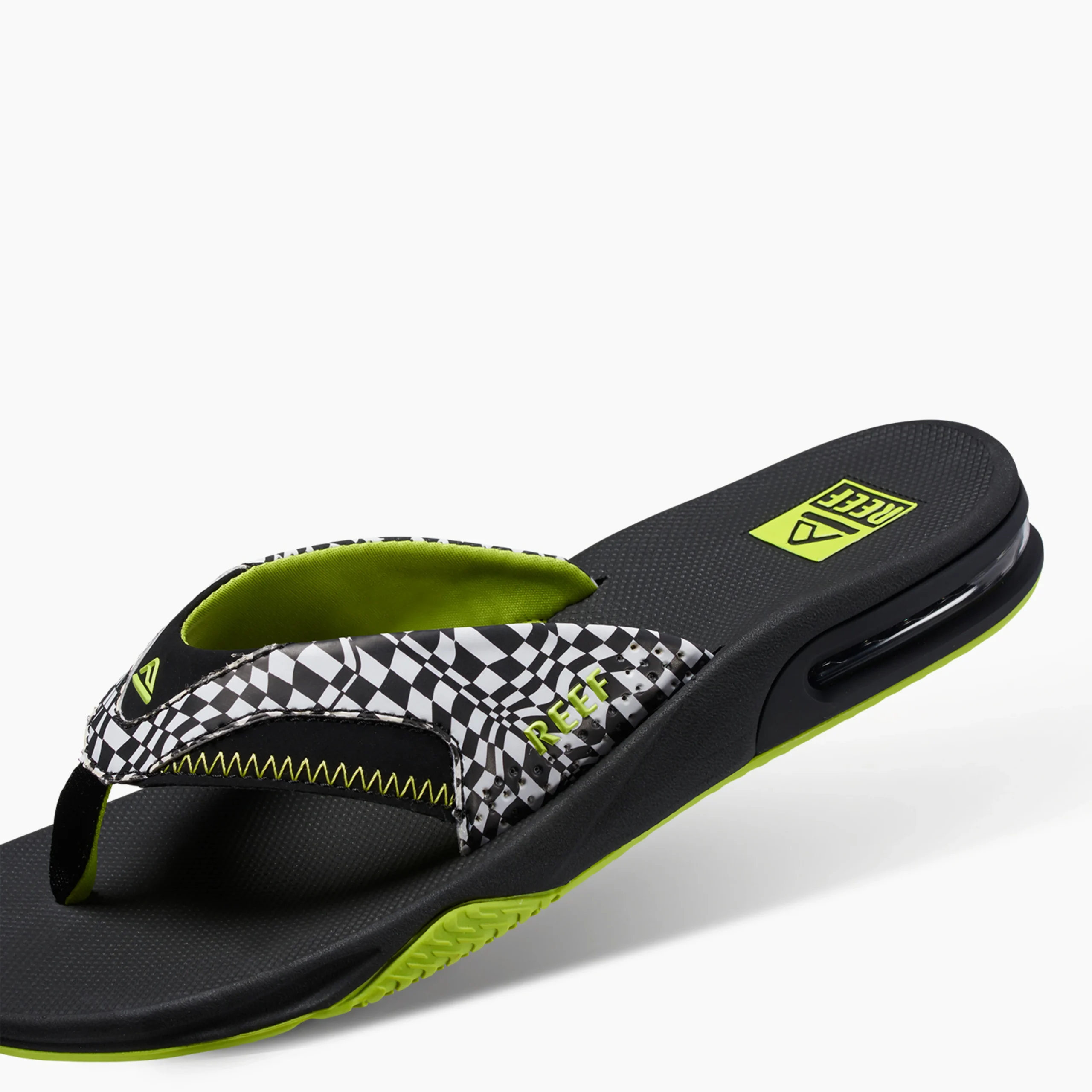 CJ5900_DTL2.webp