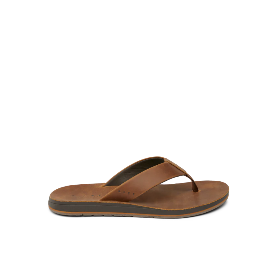 CJ6246_OJAI_CLASSIC_DARK_BROWN_RS_shadow-900x900-c4cc11b.webp