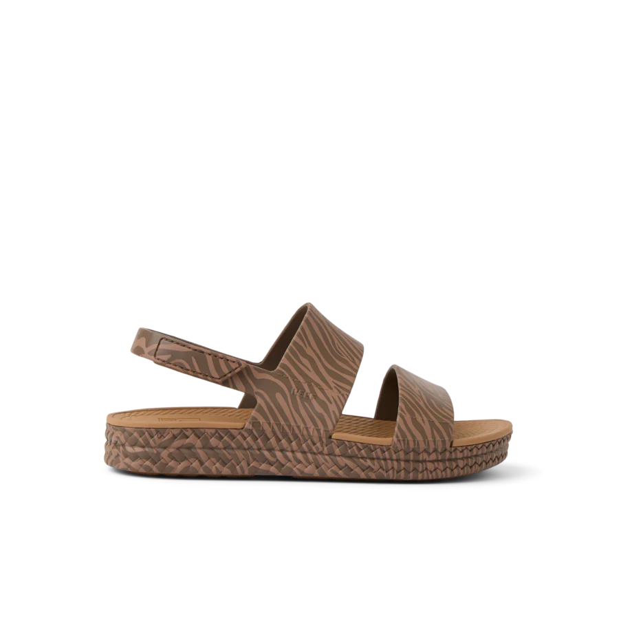CJ8114_REEF_WATER_VISTA_TAN_ZEBRA_RS_SHADOW-900x900-c4cc11b.webp
