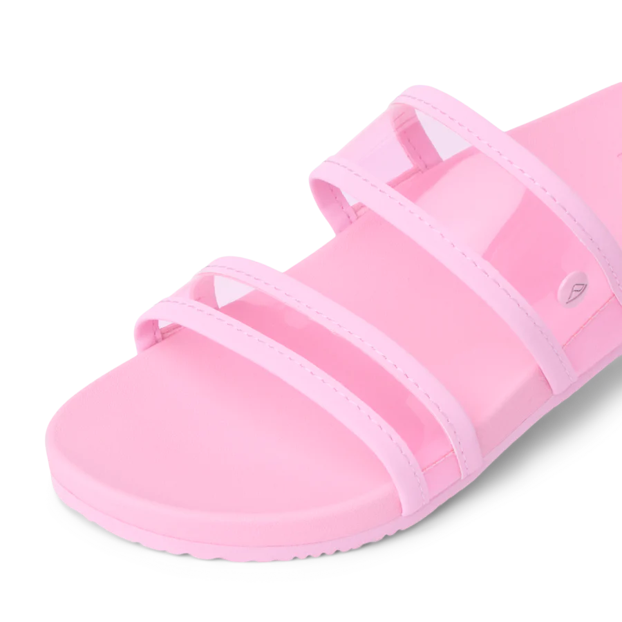CJ8389_KIDS_CUSHION_VISTA_JELLY_PINK_DTL1_SHADOW-900x900-c4cc11b.webp