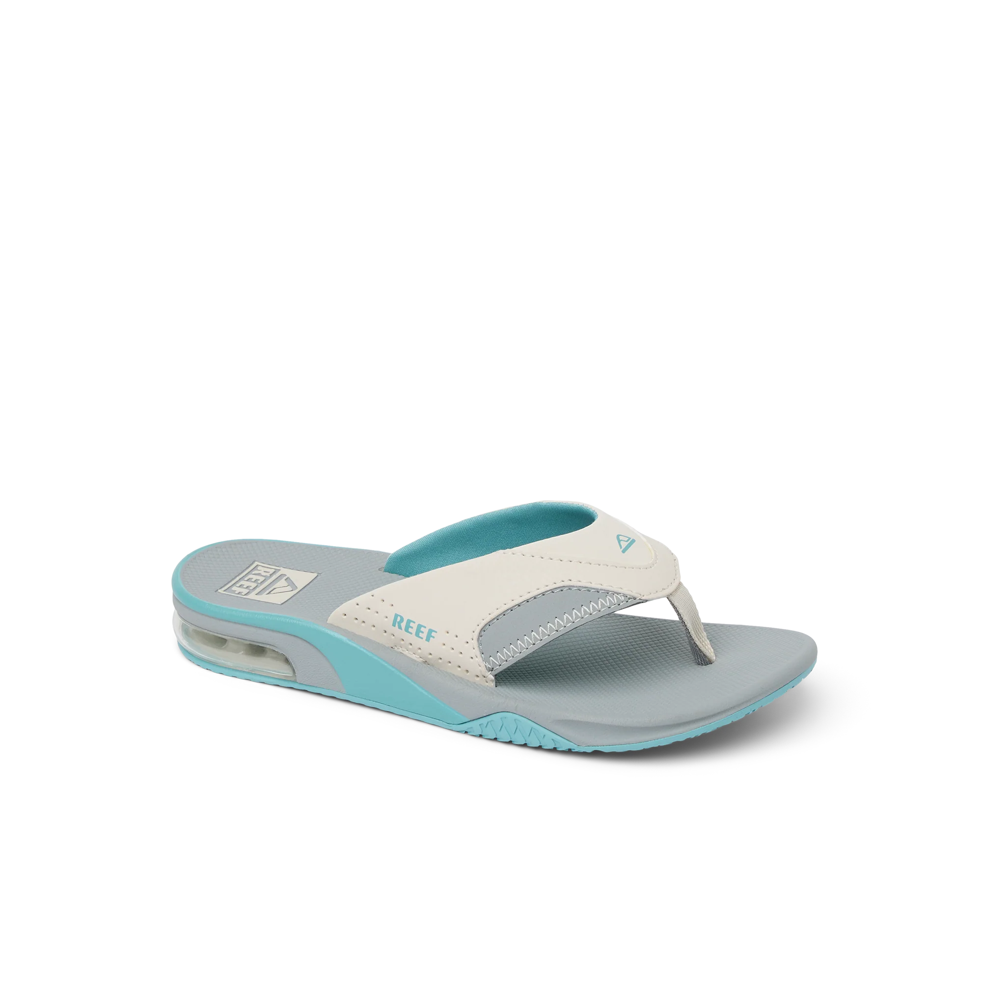 CJ9113_KIDS_FANNING_TAN_GREY_BLUE_MAIN_SHADOW.webp