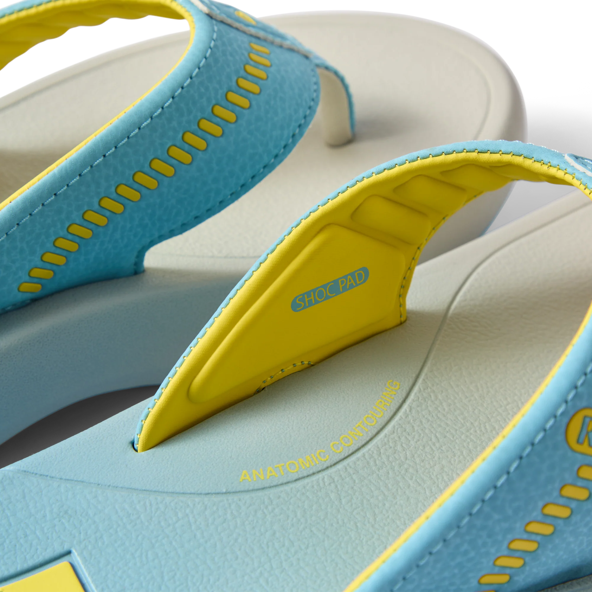 CruiserLight_Blue_YellowCJ7259-27_WB-2000x2000-064a3d6.webp