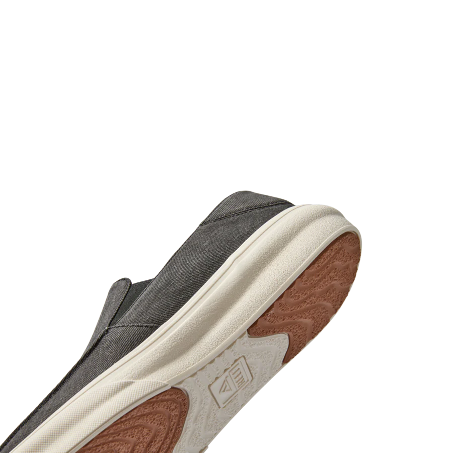 SWELLSOLE_PACIFIC_BLACK_CJ9372_17540_WB-900x900-c4cc11b.webp